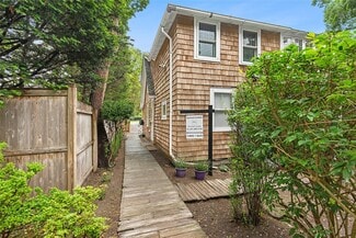 Building Photo - 35 Woodland Ave