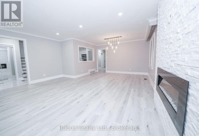 Photo du bâtiment - 22 Decarie Cir