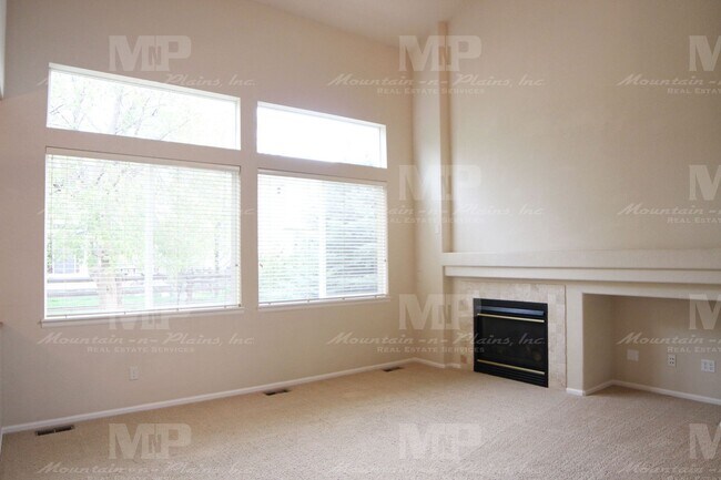 Foto del edificio - 3826 Eclipse Ln