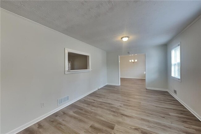 Foto del edificio - 3499 Ulster Ln NE