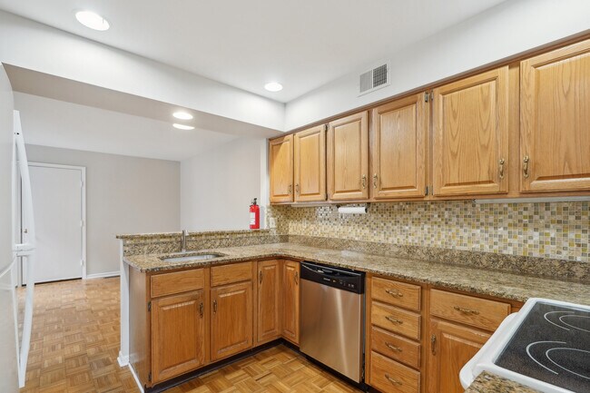 Foto del edificio - 7 Dorset Ln