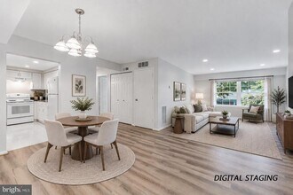 Building Photo - 7621 Tremayne Pl