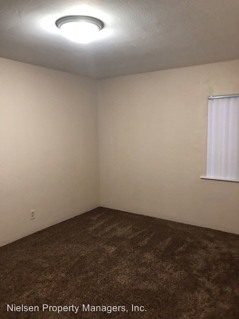 Foto del edificio - 1823-1825 Madrone Ave