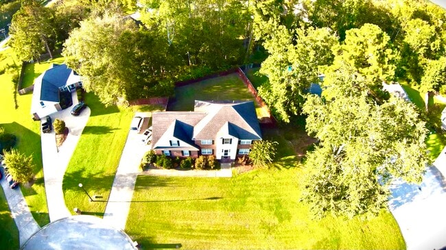 Building Photo - 175 Elkhorn Trl