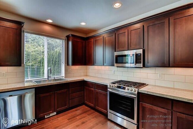 Foto del edificio - 17829 120th Street Court East, Bonney Lake...