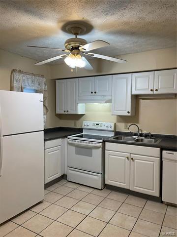 Building Photo - 304 Estate Dr