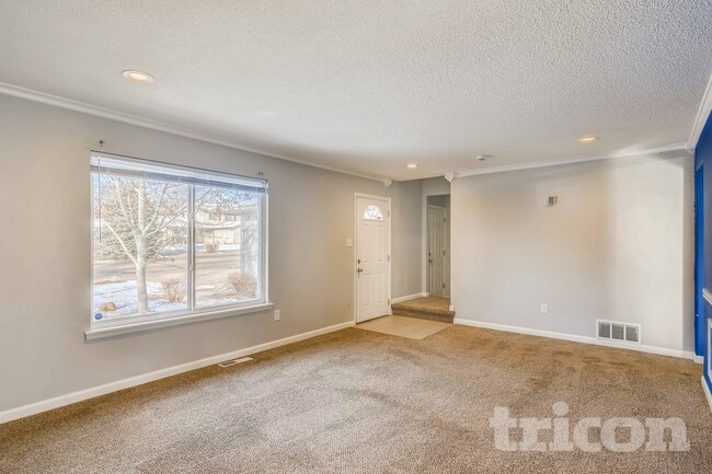 Building Photo - 3222 Greenwood Cir