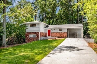 Building Photo - 2563 Beverly Hills Dr
