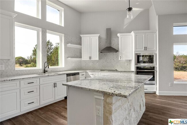 Building Photo - 118 Cap Rock Dr