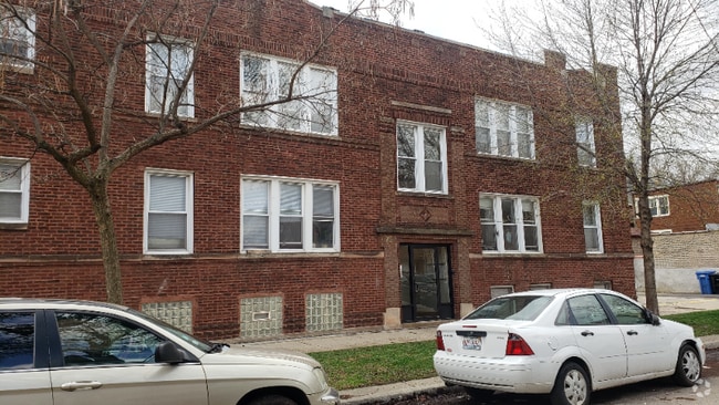 Building Photo - 3711 W School St