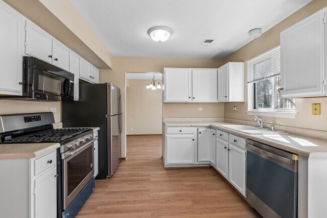 Foto del edificio - 1317 Spalding Dr