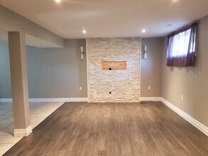 Building Photo - 204 Irving Pl