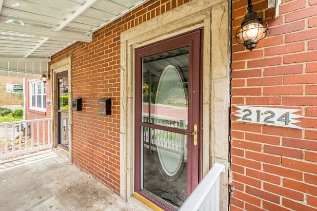 Photo - AVAILABLE JUNE 1ST! Fully UPDATED 3-bedroom townhouse in Overbrook!