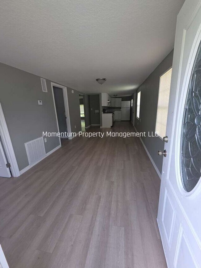 Building Photo - 3341 S Combee Rd