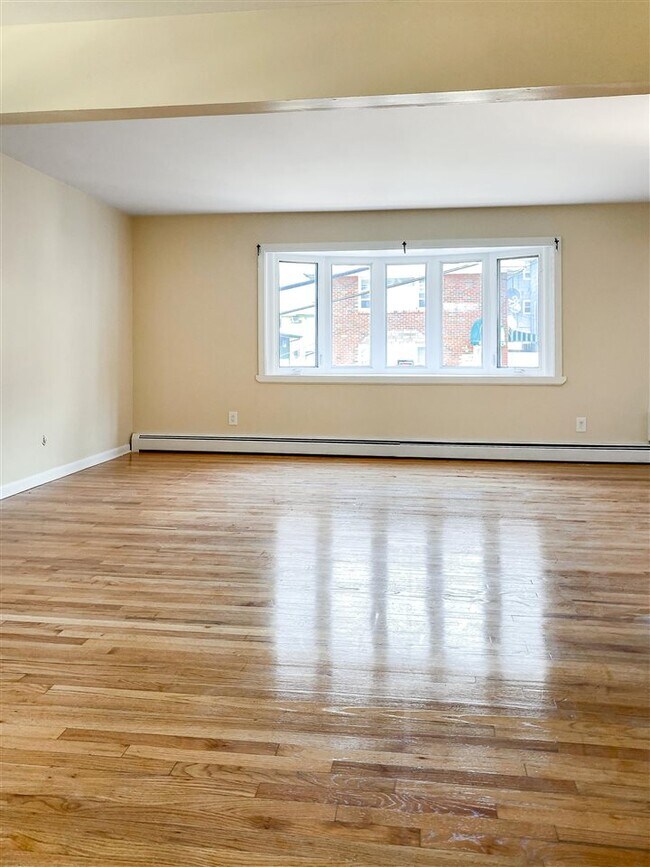 Building Photo - 1601 73rd St