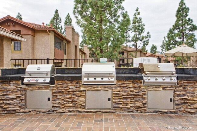 Foto del edificio - 12035 Alta Carmel Ct