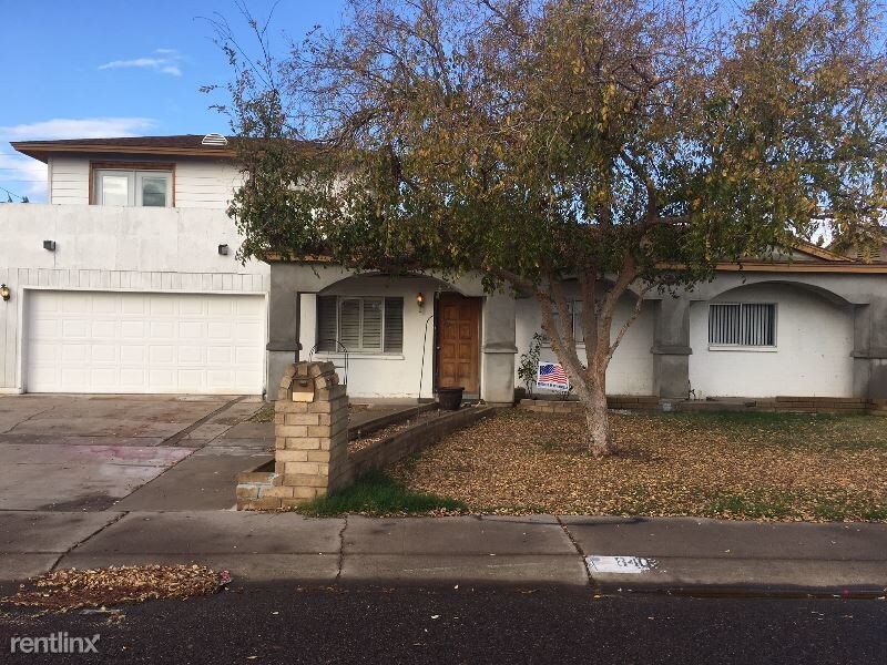 Primary Photo - 8402 N 42nd Dr