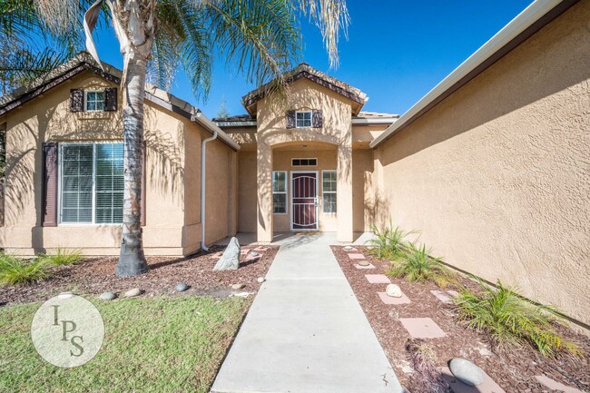 Foto del edificio - NorthWest Fresno Home, 3BR/2BA, Built 2005...