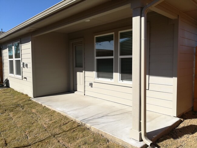 Building Photo - Beautiful New Construction Home