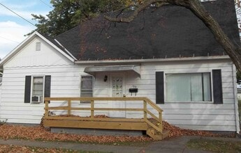 Building Photo - 109 N Clay St
