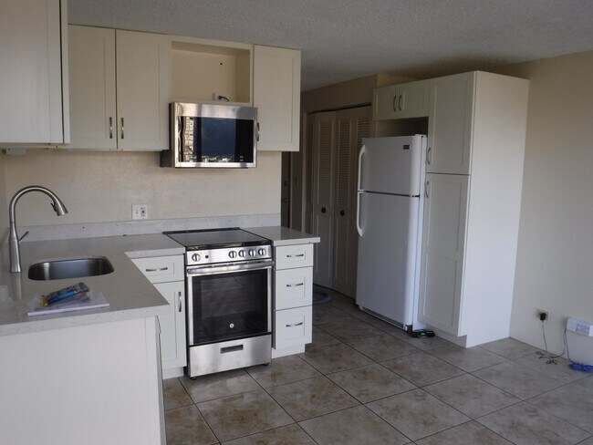 Foto del edificio - 2211 Ala Wai Blvd