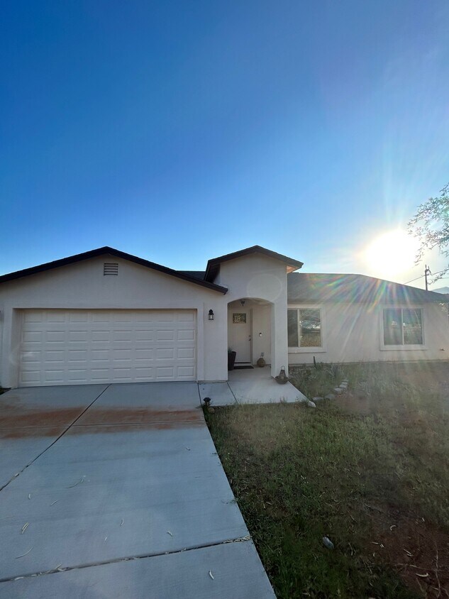 1726 CaminoPacifico, Rio Rico, AZ 85648 House Rental in Rio Rico, AZ