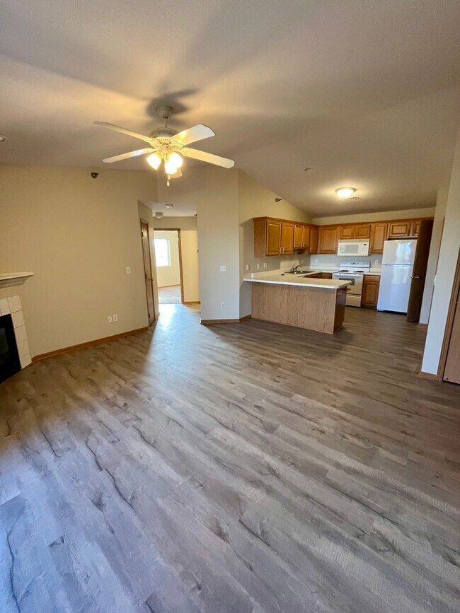 Foto del edificio - Condo For Rent!