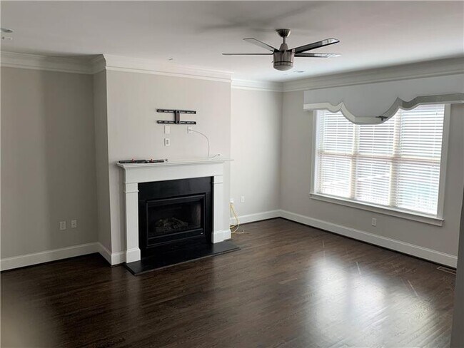 Building Photo - 3222 Nobility SE Way