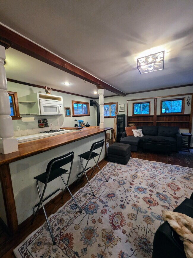 Building Photo - The Carriage House – Furnished 2 Bedroom + Office in Beautiful Boulder Creek ALL utilities Included
