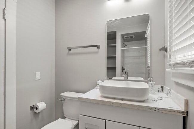 Building Photo - 4525 5th Ave NE