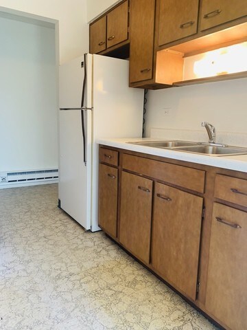 Building Photo - 4136 W 98th St