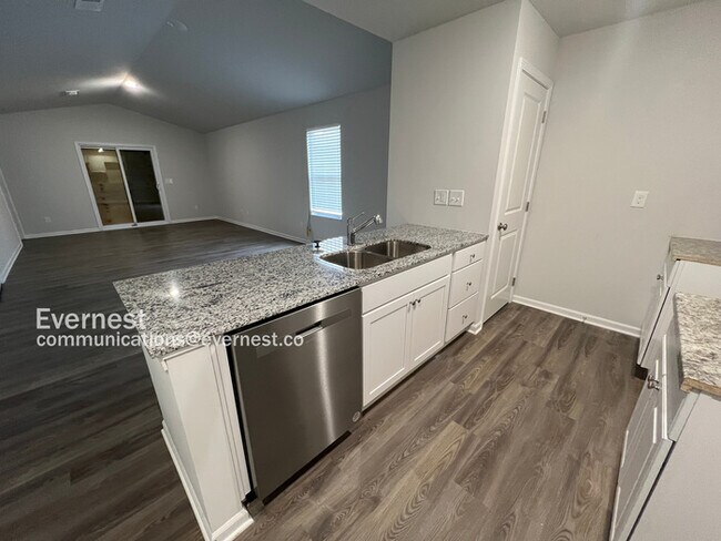 Foto del edificio - 4034 Highland Ave