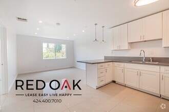 Building Photo - 3540 Fletcher Dr