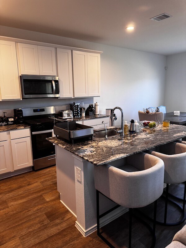 Foto del edificio - 2912 Misty Elm Ln