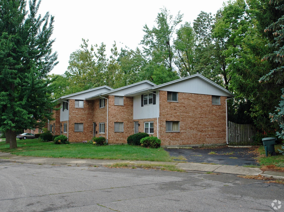 2829 Lake Shore Pl, Dayton, OH 45420 Apartments in Dayton, OH