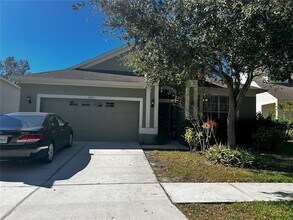 Building Photo - 6345 Bridgecrest Dr
