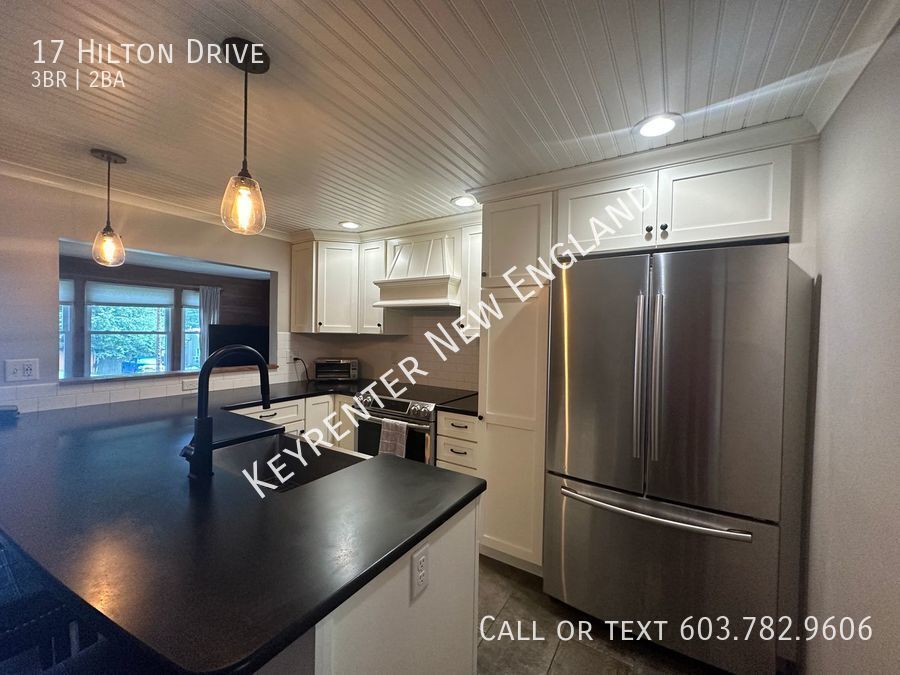 Primary Photo - Adorable 3 Bedroom Home in Merrimack!