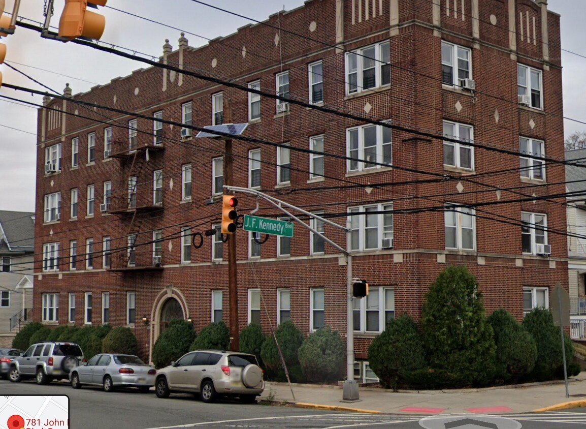Building Photo - 781 John F. Kennedy Blvd