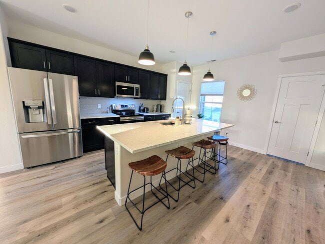 Photo - 613 Chimney Rock Ln Townhome