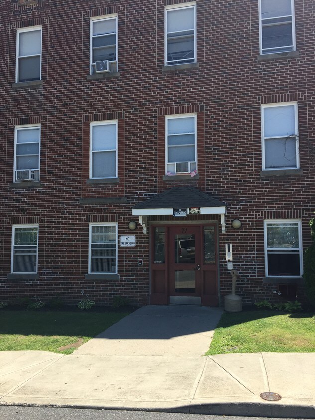 71 Garden St, Poughkeepsie, NY 12601 Apartments in Poughkeepsie, NY