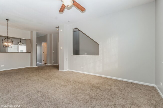 Building Photo - 2428 Oakfield Ct