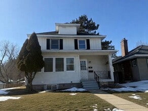 Building Photo - 1729 Woodland Ave