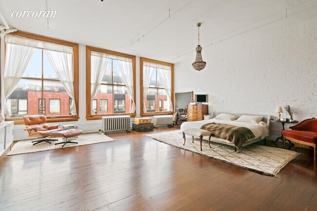 Foto del edificio - 705 Driggs Ave