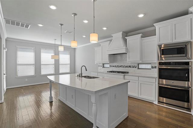 Foto del edificio - 16198 Moss Haven Ln