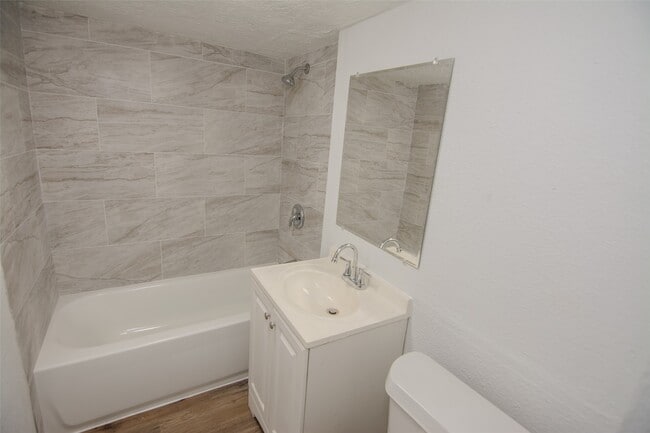 Foto del edificio - 3307 Broadway St