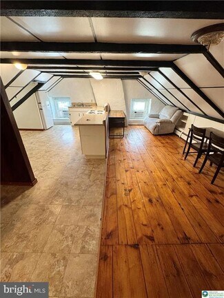 Building Photo - 3144 Hamilton Blvd