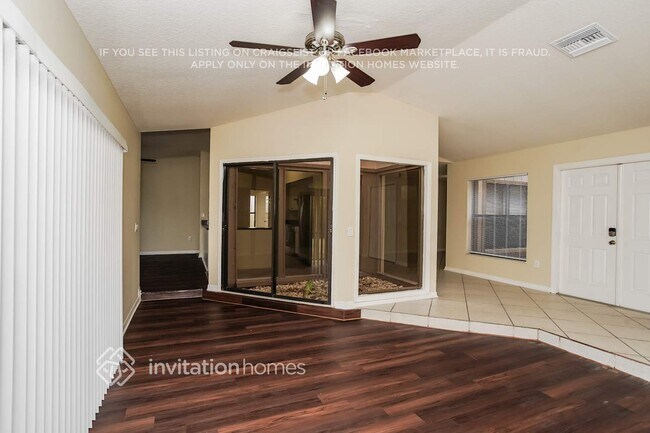 Foto del edificio - 8907 68th Ave E