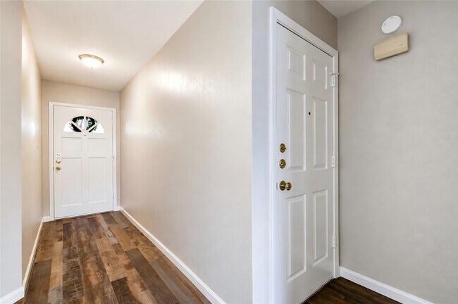 Building Photo - 12710 Fenimore Ct