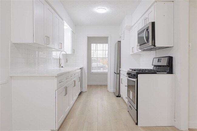 Foto del edificio - 3206 Cherry Creek Dr