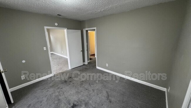 Building Photo - 1616 S Prescott St